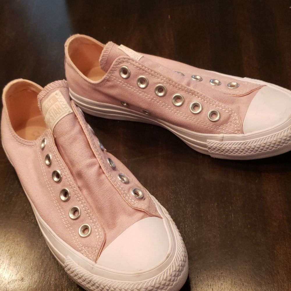 Pink Converse Chuck Taylor